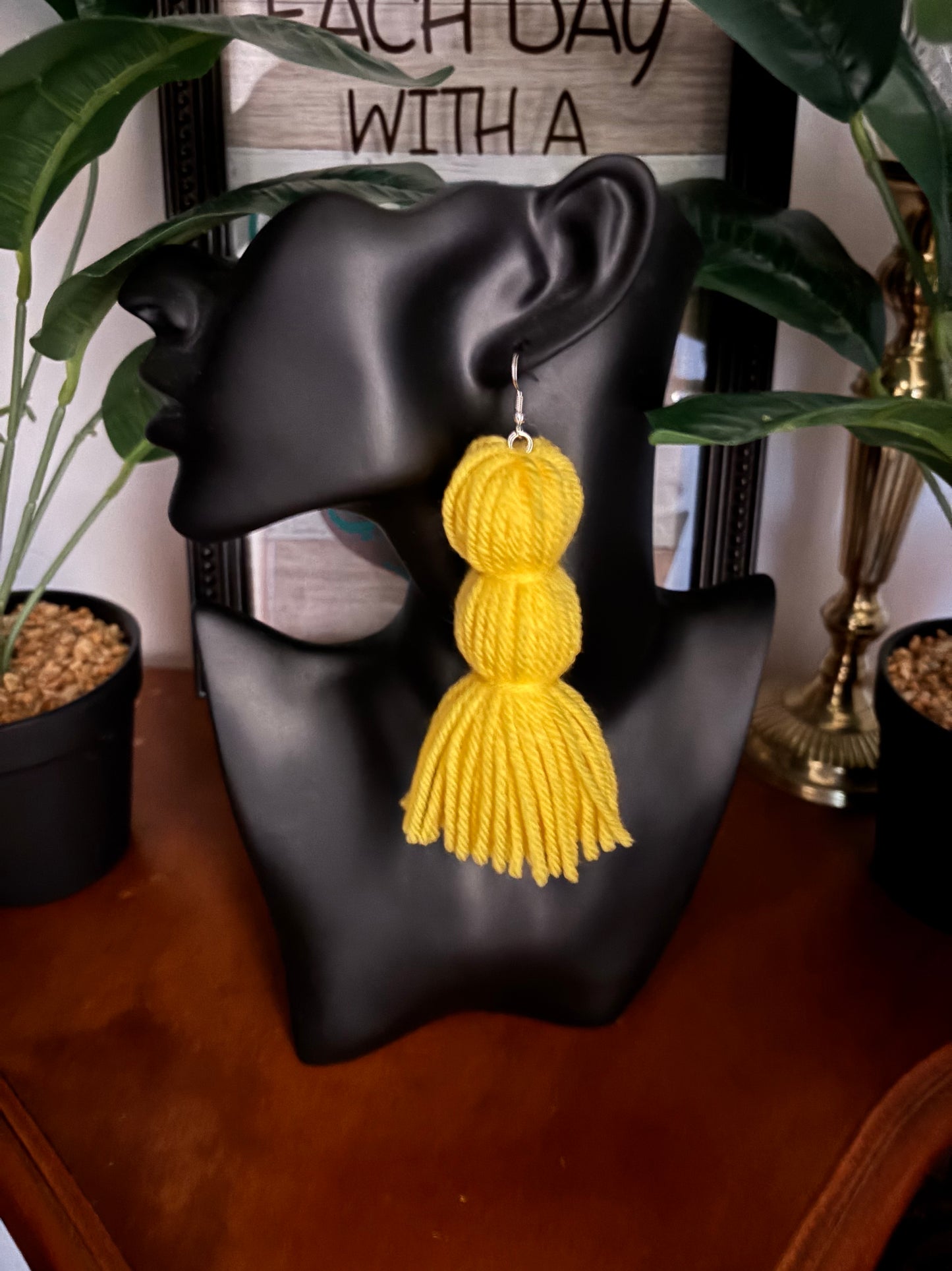 Tassel Temptation (Yellow)