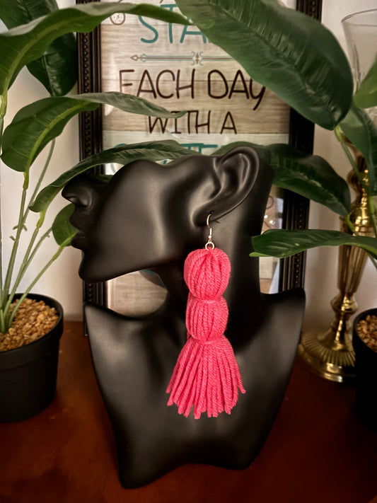 Tassel Temptation (Fuschia)